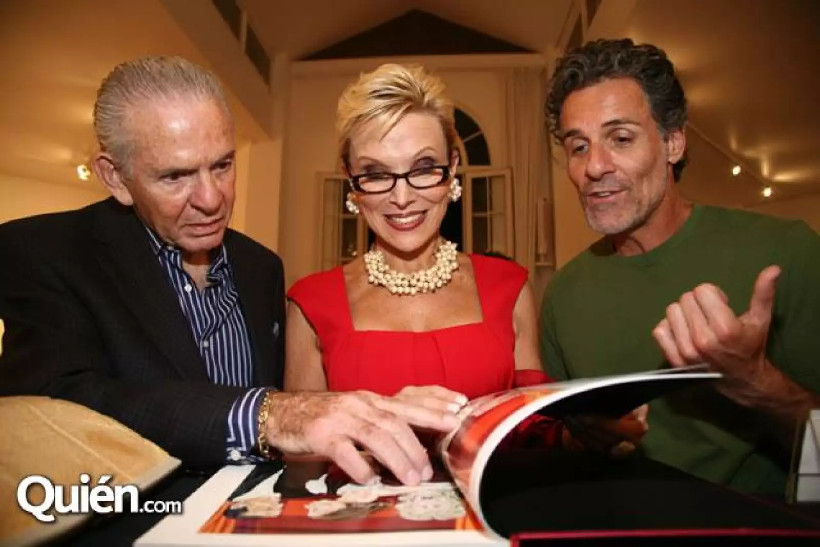 León Bessudo,Raquel Bessudo,Carlos Bisdikian