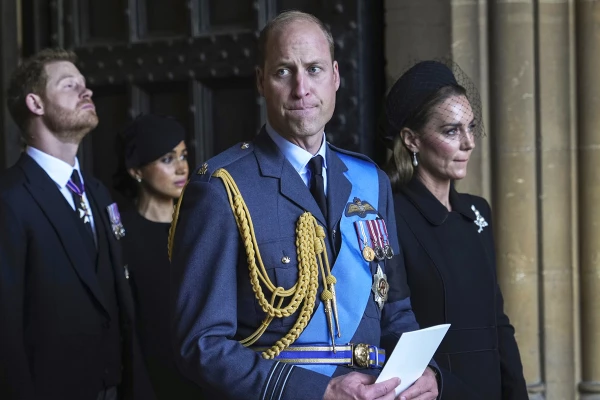 William y Harry rivalidad de hermanos