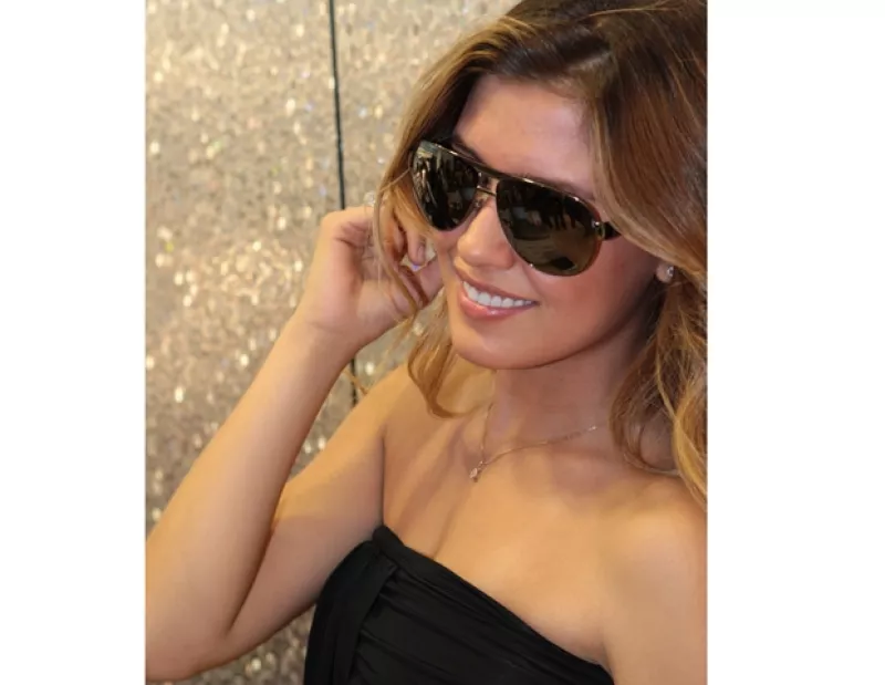 Con 21 años, la hija de Luis Miguel y Stephanie Salas se prepara para hacer carrera en el mundo de la moda y quizá dar la sorpresa pronto como cantante.