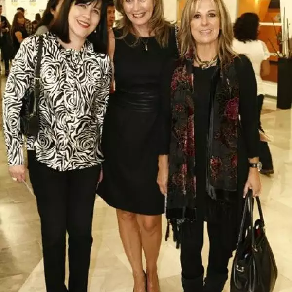 Gabriela Martínez,Patricia Kommer,Esthela Álvarez