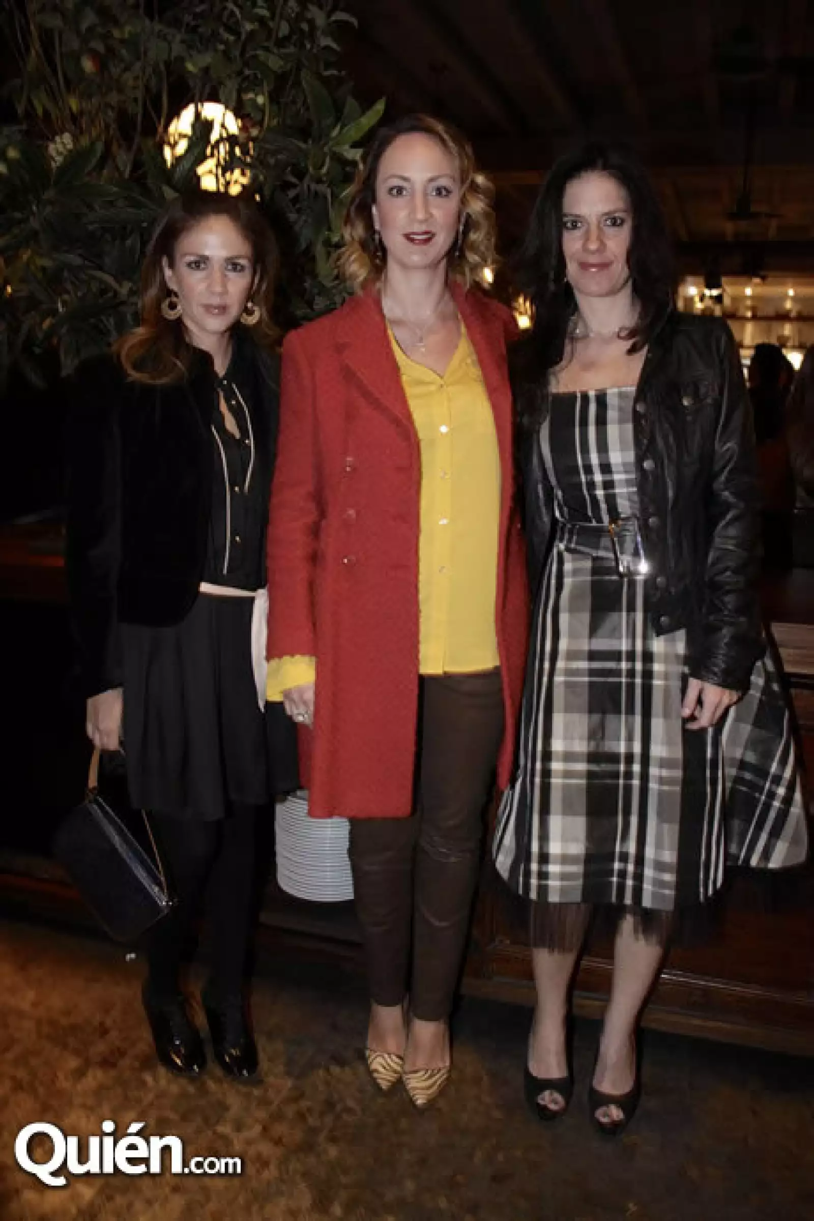 Gina Barba,Ana Collada,Pilar González