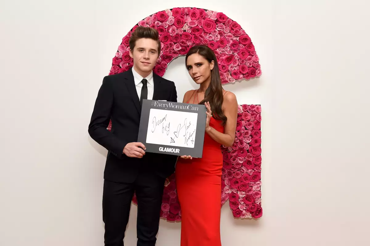 Brooklyn-Beckham-Victoria-Beckham