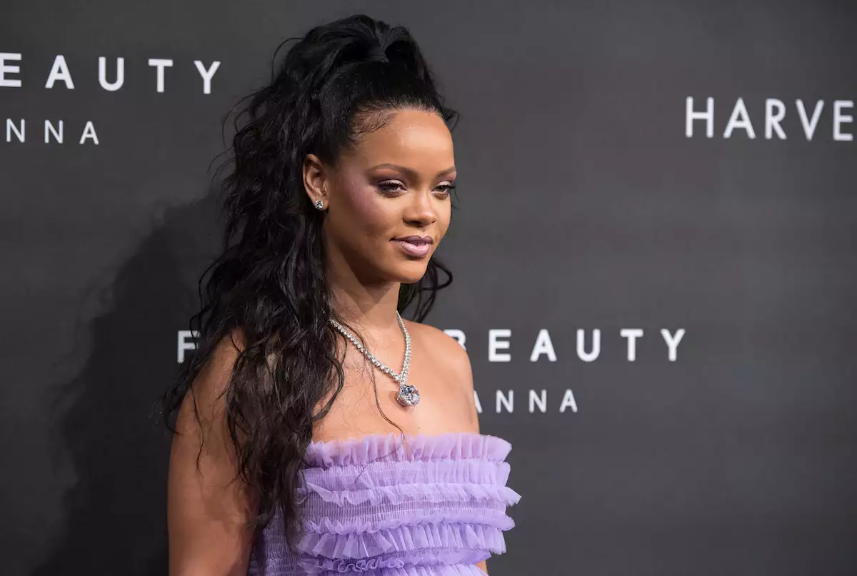 very-pery-maquillje-rihanna.jpg