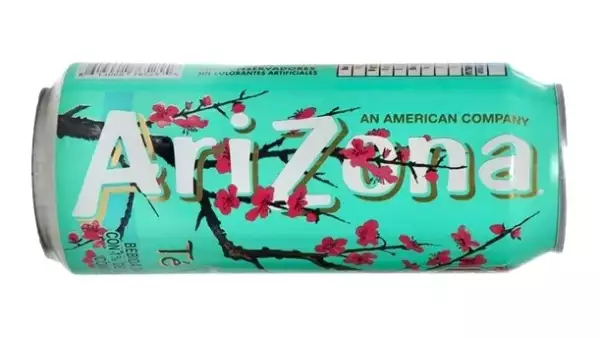 "Odio la idea de pensarlo": precio del té Arizona aguantó todas las crisis, pero no una política de Trump