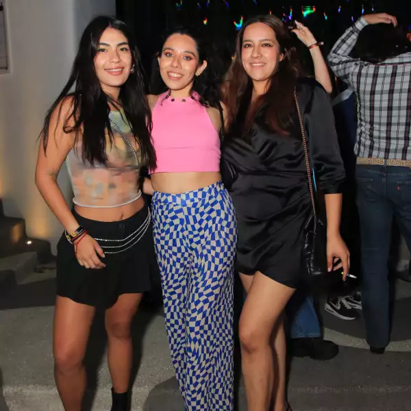 Laura López , Alexa Carrillo y Ximena Bustos 