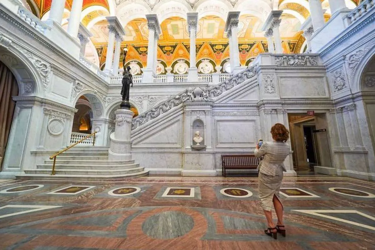 Beatriz-Gutierrez-y-Jill-Biden (1).jpg