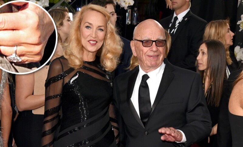 La ex modelo, y ex pareja de Mick Jagger, está comprometida con el magnate de los medios Rupert Murdoch.