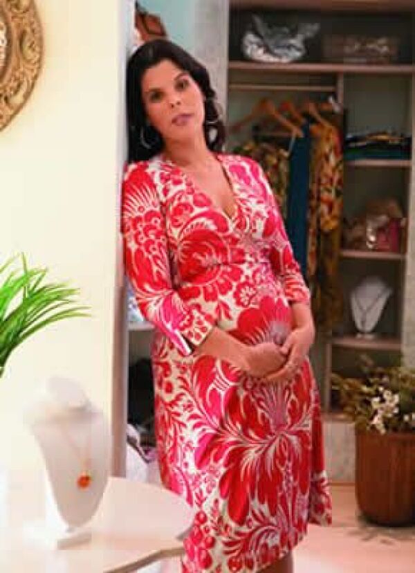 Lo básico de Ula Dres: Betsey Johnson, Trina Turk y trajes de baño Salinas.