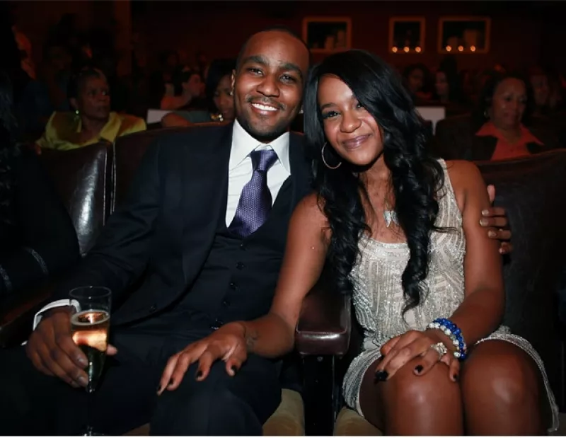 Corre el rumor de que Bobbi Kristina esté esperando un hijo de su hermano adoptivo, su novio Nick Gordon.