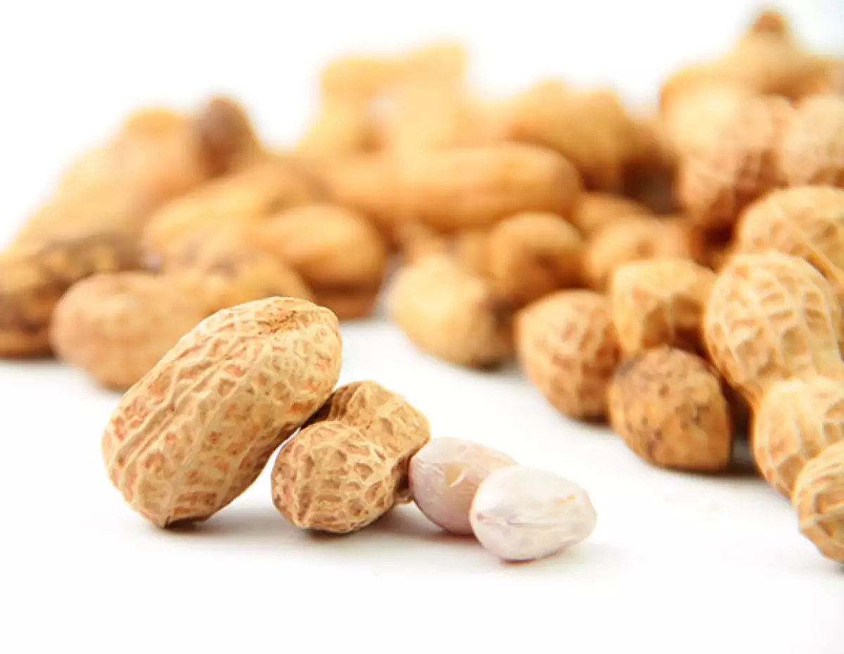 30 cacahuates llegan a tener hasta 8 gramos de proteína.