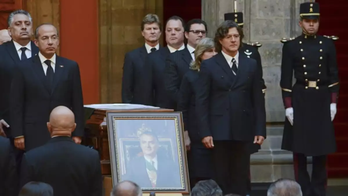 miguel de la madrid homenaja palacio nacional felipe calderon