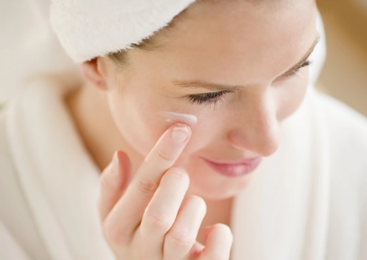 La humectación dejó de ser lo único importante para cuidar la piel. Te decimos algunas cosas básicas que debes saber para tener el cutis perfecto sin importar tu edad.