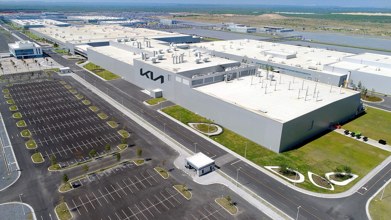 Kia invertirá 649 millones de dólares en México para fabricar el EV3, un vehículo eléctrico que hoy produce en Corea