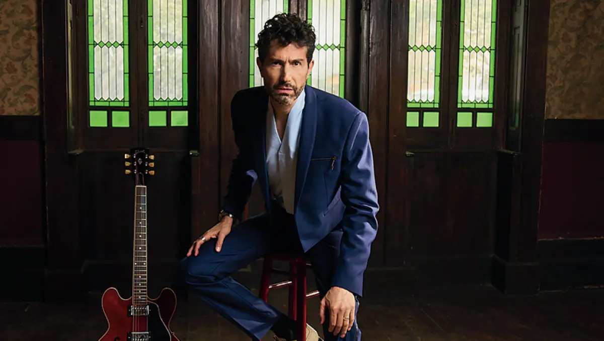 entrevista con Benny Ibarra por su nuevo álbum
