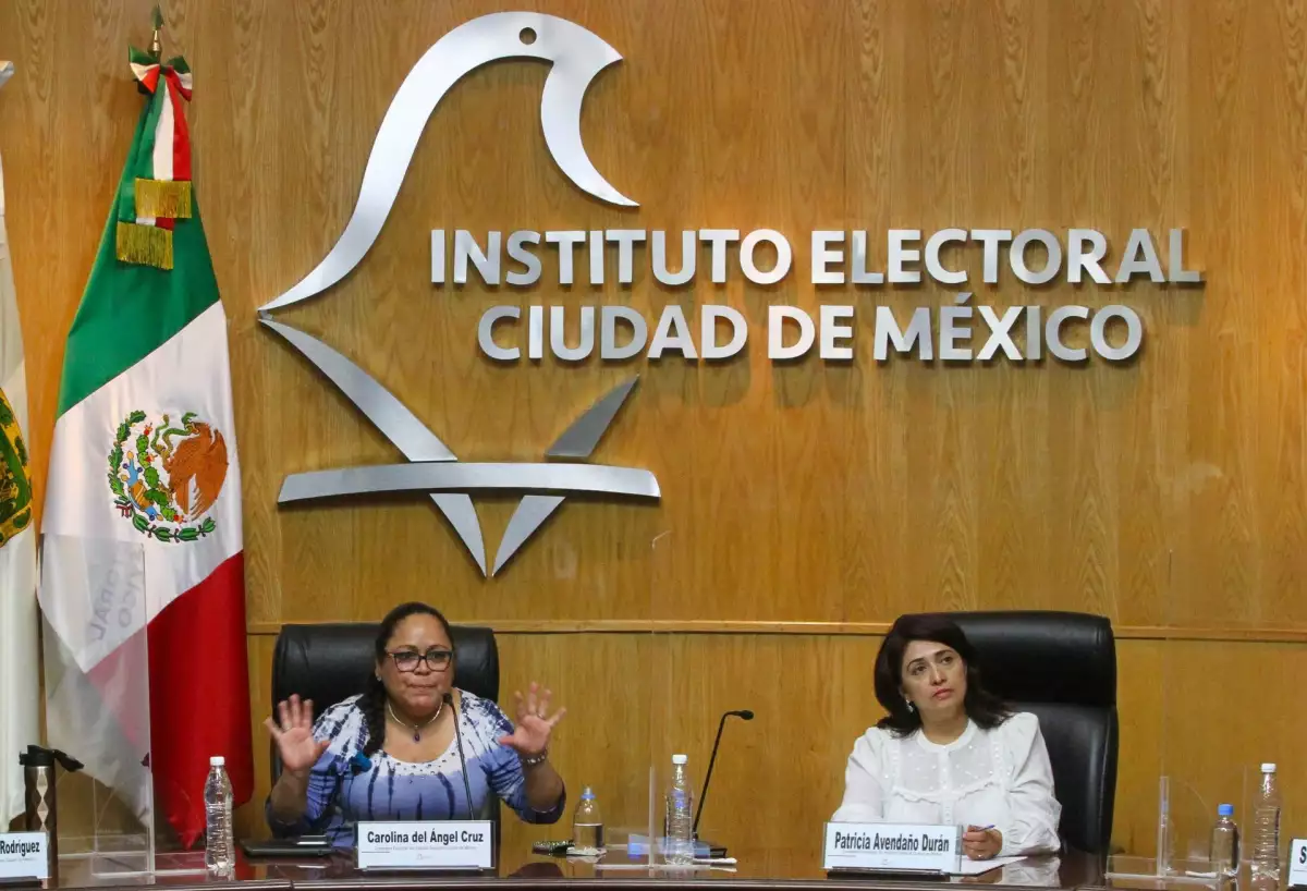 Conferencia de prensa consejeros IECM