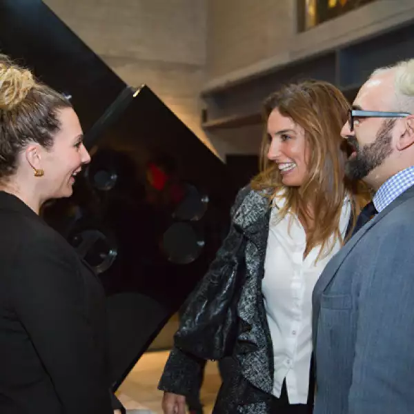 Zarina Rivera, María Colla y Héctor Falcón