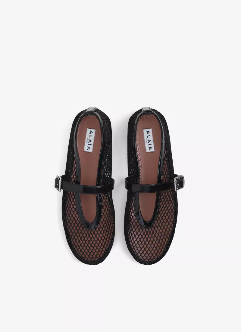 alaia flats lyst