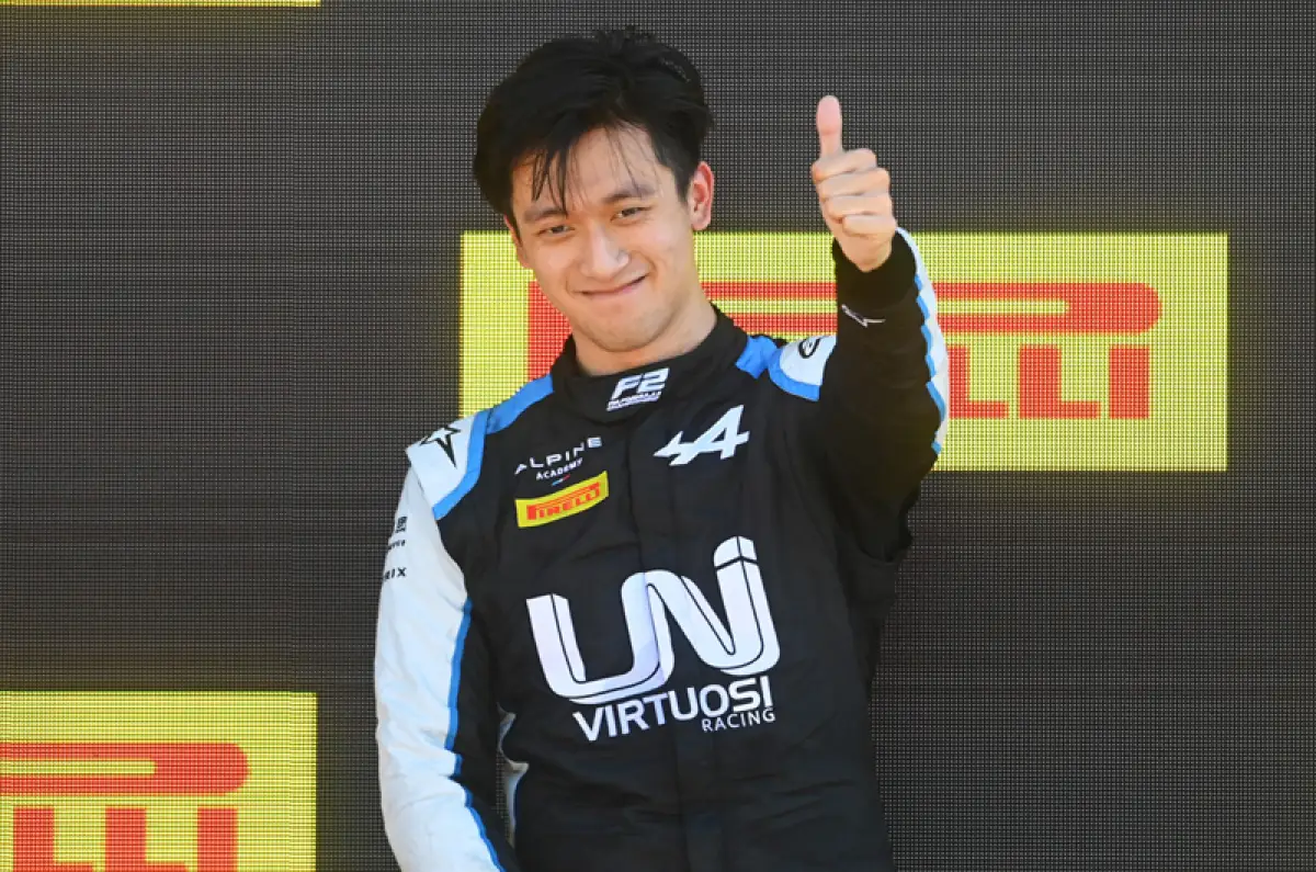 Zhou-Guanyu-Alfa-Romeo