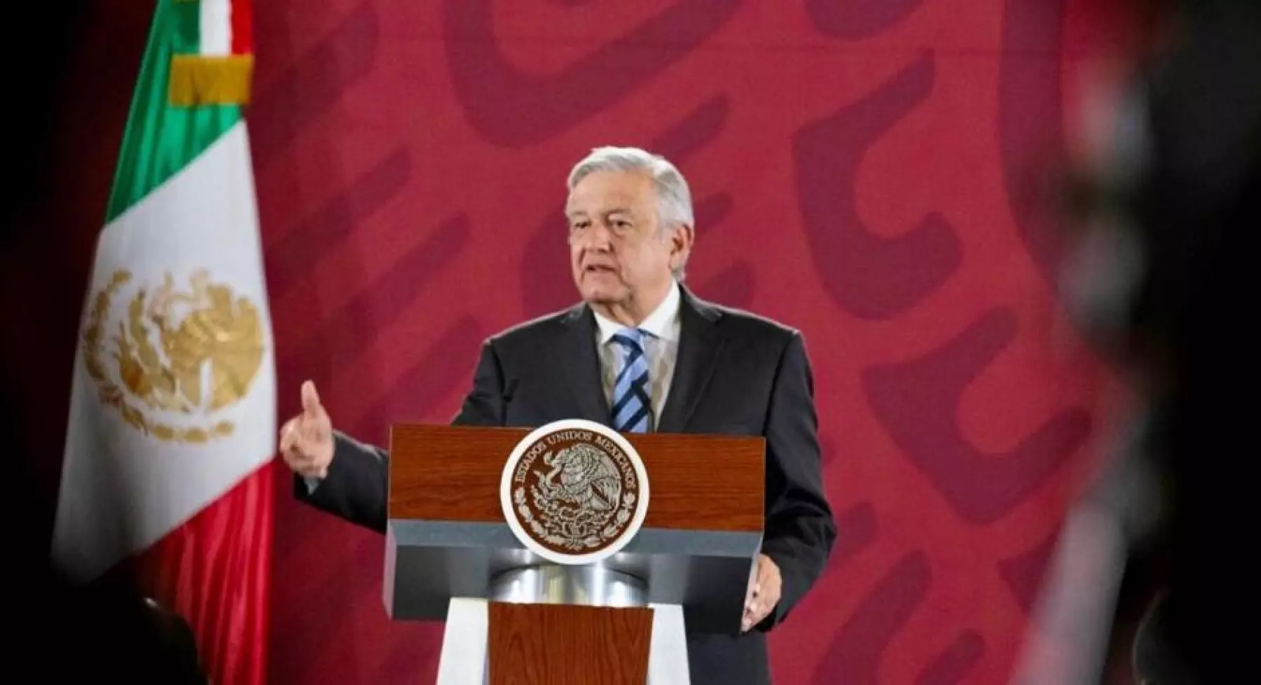 AMLO UIF FGR.jpeg