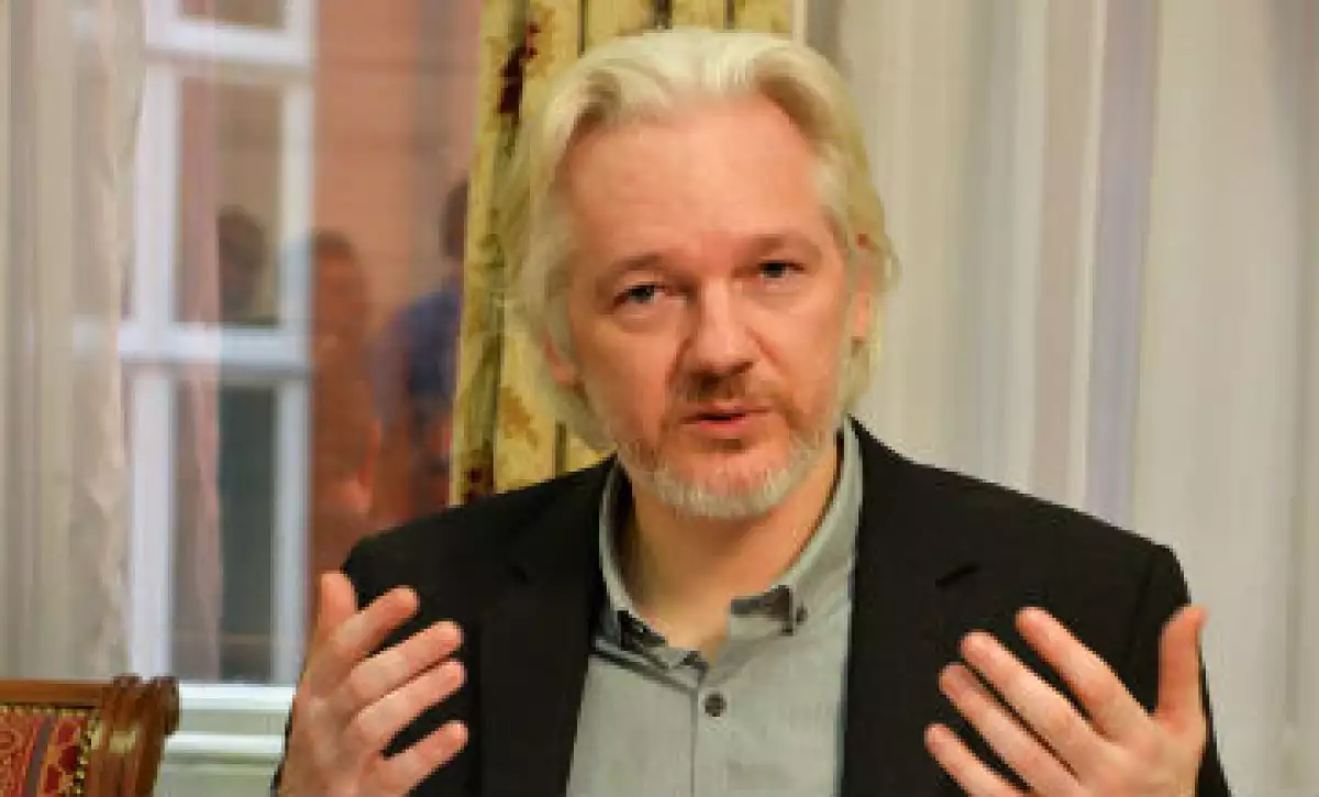 Assange se refugió en el edificio de la embajada en junio de 2012. (Foto: Reuters)