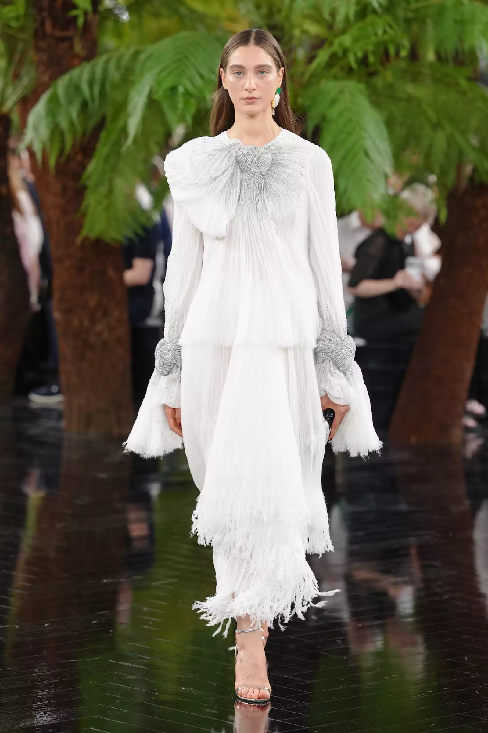 Christian Dior HC F26 019.jpg