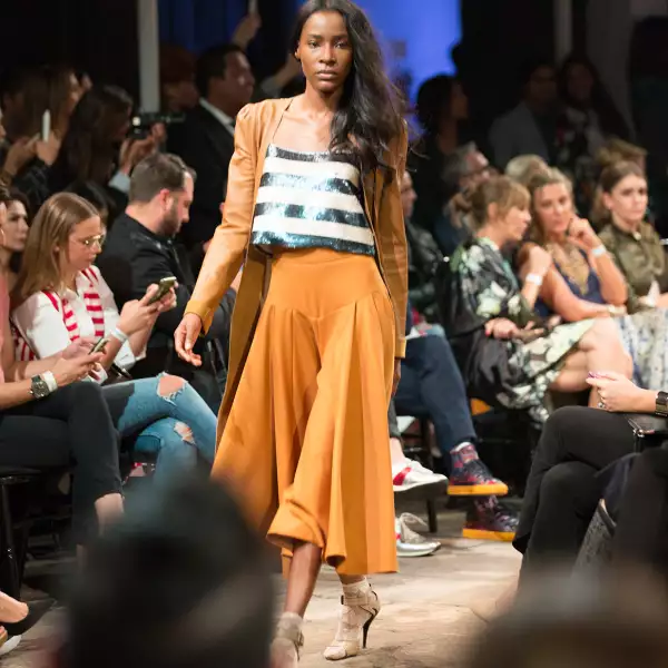 Mercedes Benz Fashion Week: Pasarela de Sandra Weil
