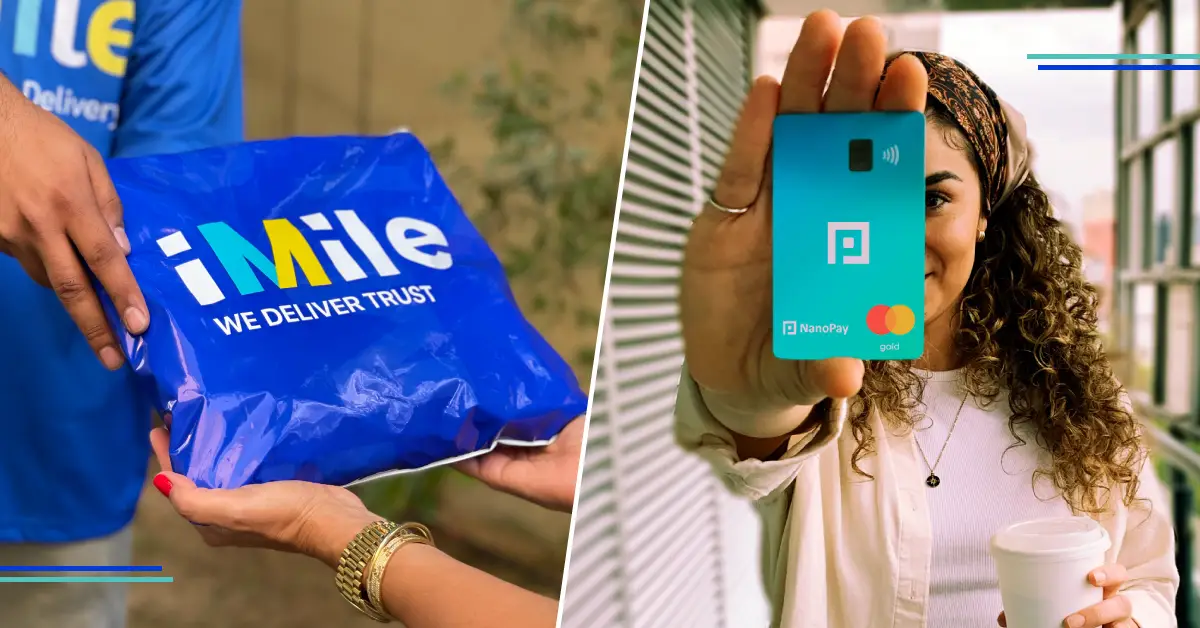 Mensajero de iMile entrega un paquete a una mujer que después muestra su tarjeta de crédito NanoPay