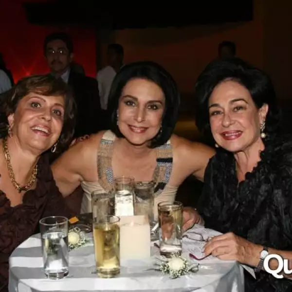 Subasta Nosotros Por los Niños con Cáncer