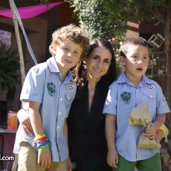 Alda Mercado e hijos