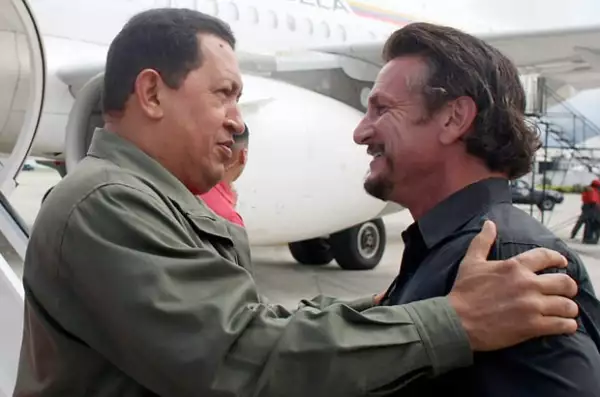El actor se mostró como un buen amigo del mandatario venezolano.