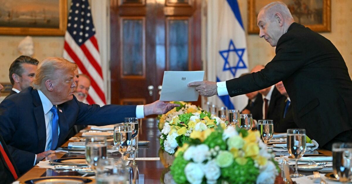 Trump, Gazze ile ilgili bir anlaşma yapmak için Netanyahu'yu alıyor