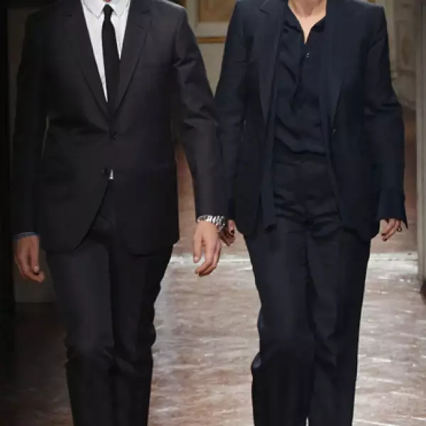 En 2008 se retiró con un monumental desfile en París, Alessandra Faccinetti tomó su lugar pero dos años después fue sustituida por Maria Grazia Chiuri y Pier Paolo Piccoli.