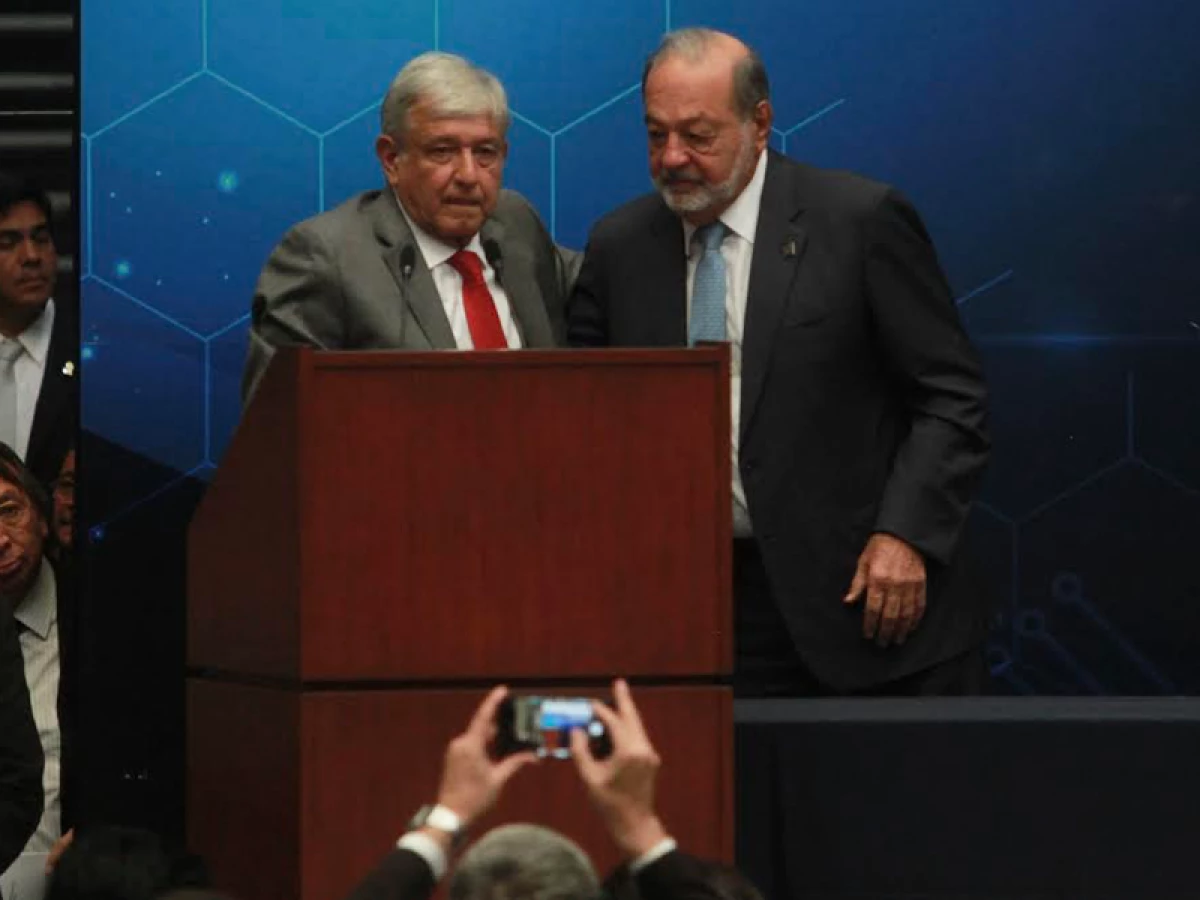 Slim-AMLO.png