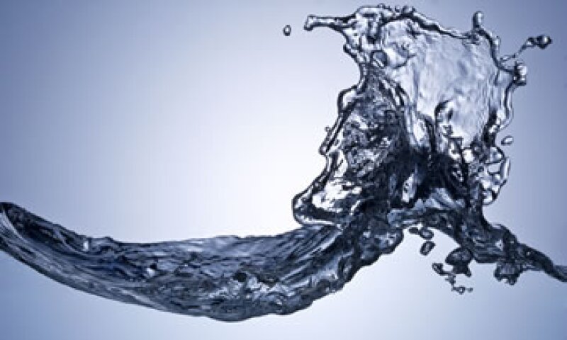 En México se comercializaron 18,808 millones de litros de agua embotellada en 2011. (Foto: Getty Images)