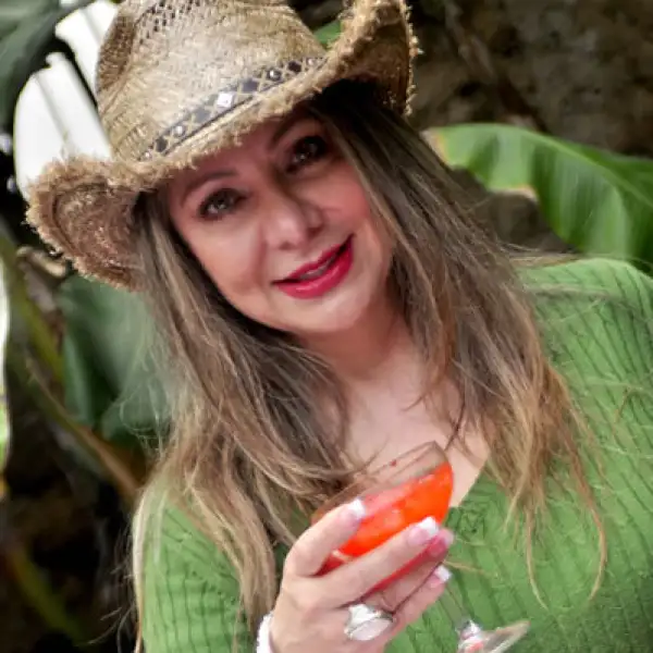 Jacqueline Moreno de Flores