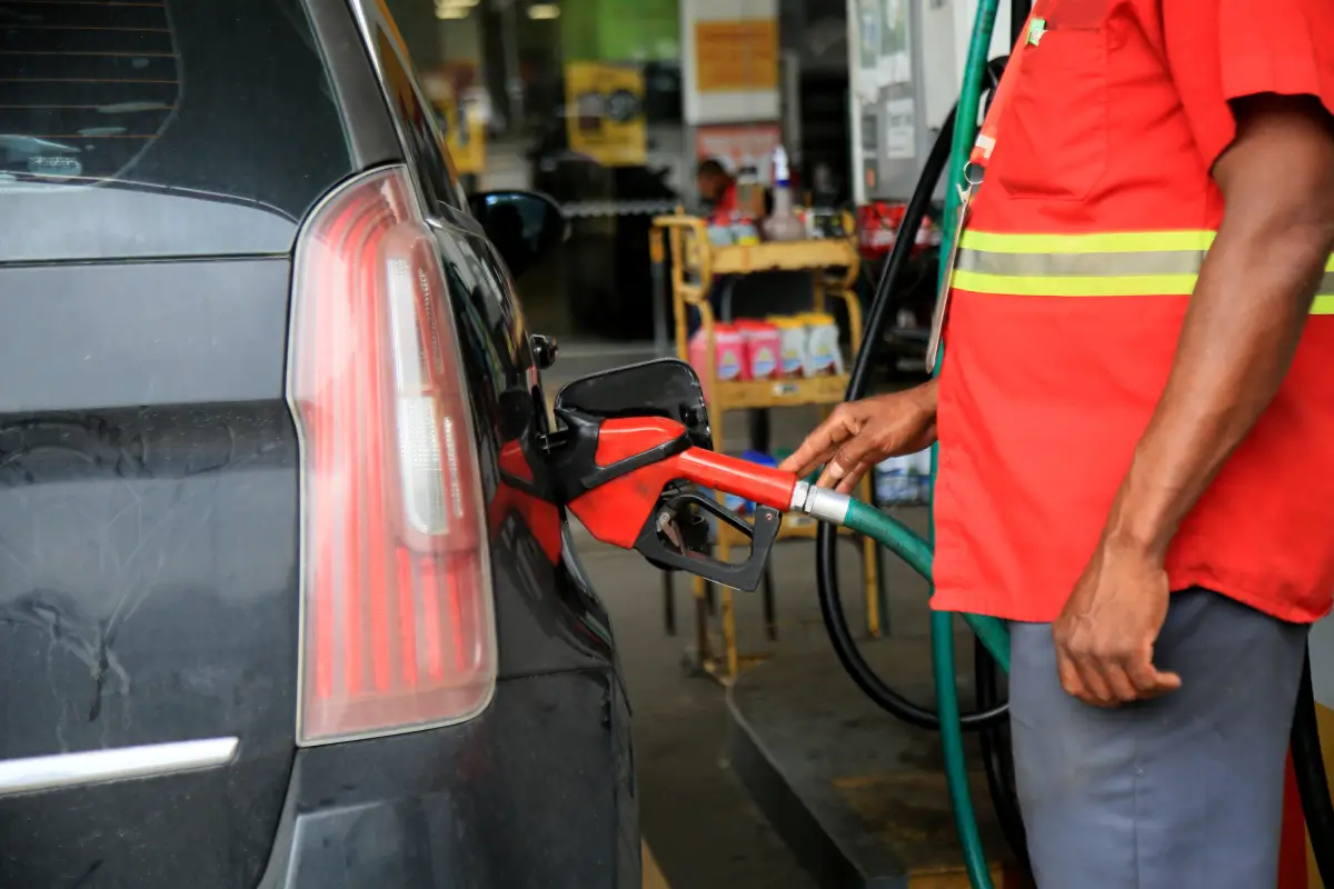 Subsidiar la gasolina costará al país casi lo mismo que Dos Bocas y Tren Maya