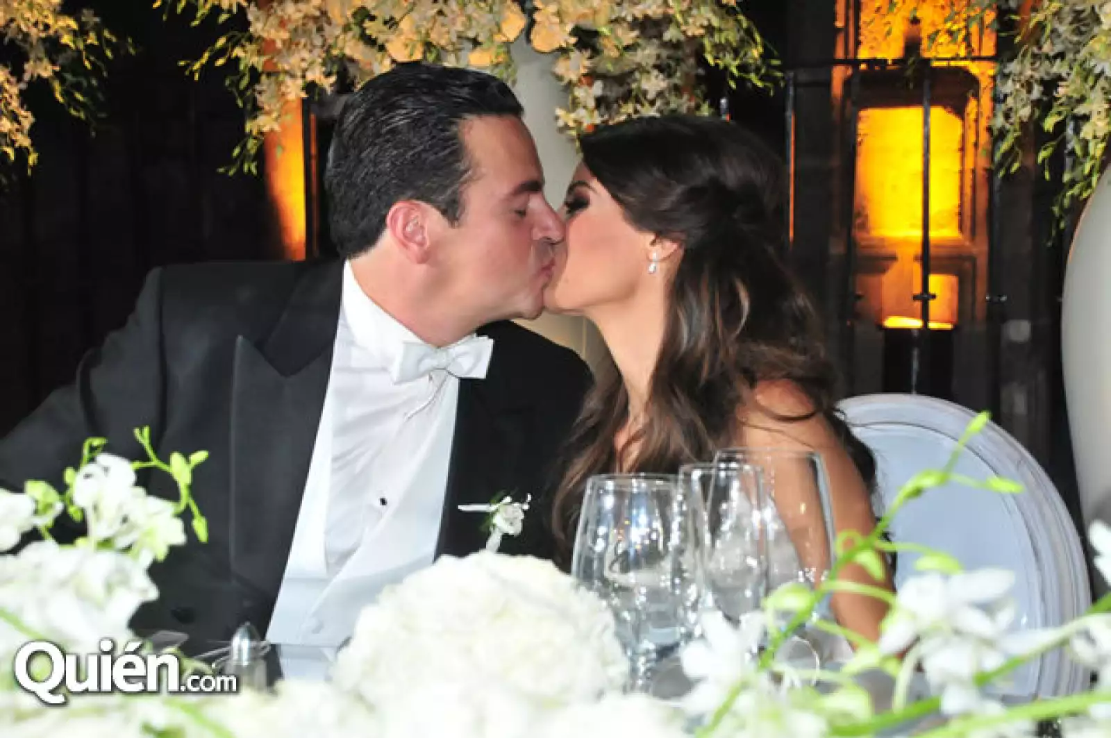 Mauricio Vega,Marcela García