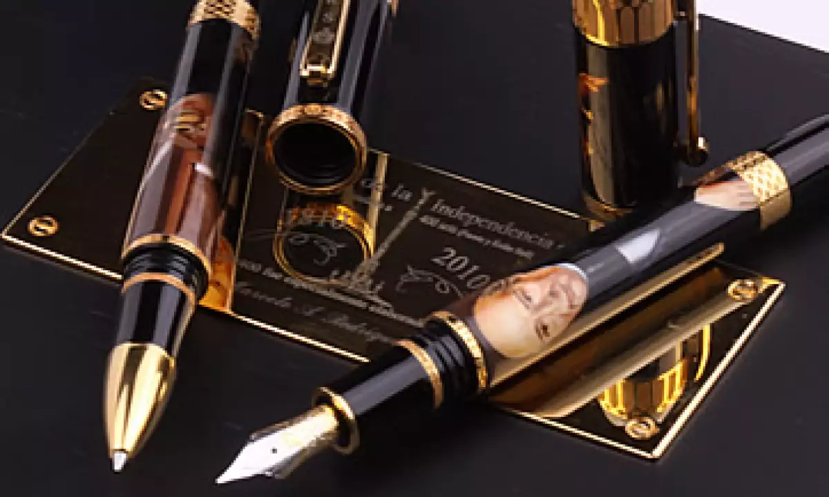 Cada una de las plumas de Montegrappa es pintada y fabricada a mano. (Foto: Cortesía de la marca)