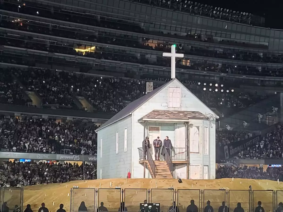 Celebrity Sightings In Chicago - August 26 2021