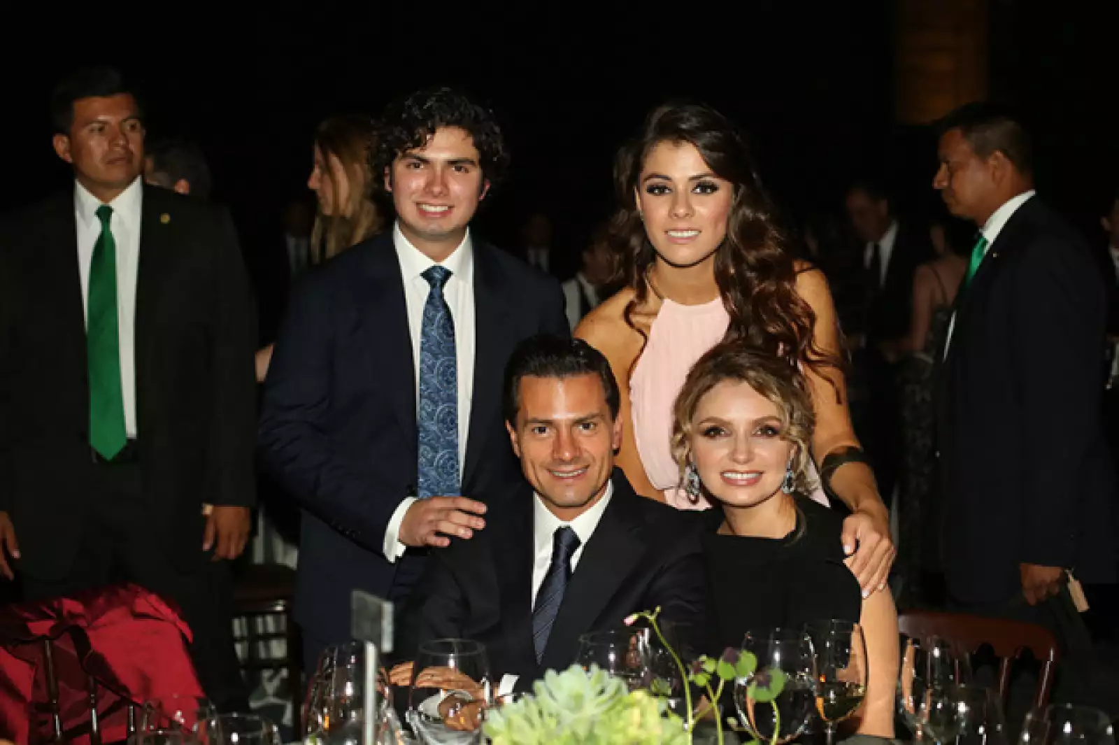 Alejandro Péña,Enrique Peña Nieto,Paulina Peña,Angélica Rivera