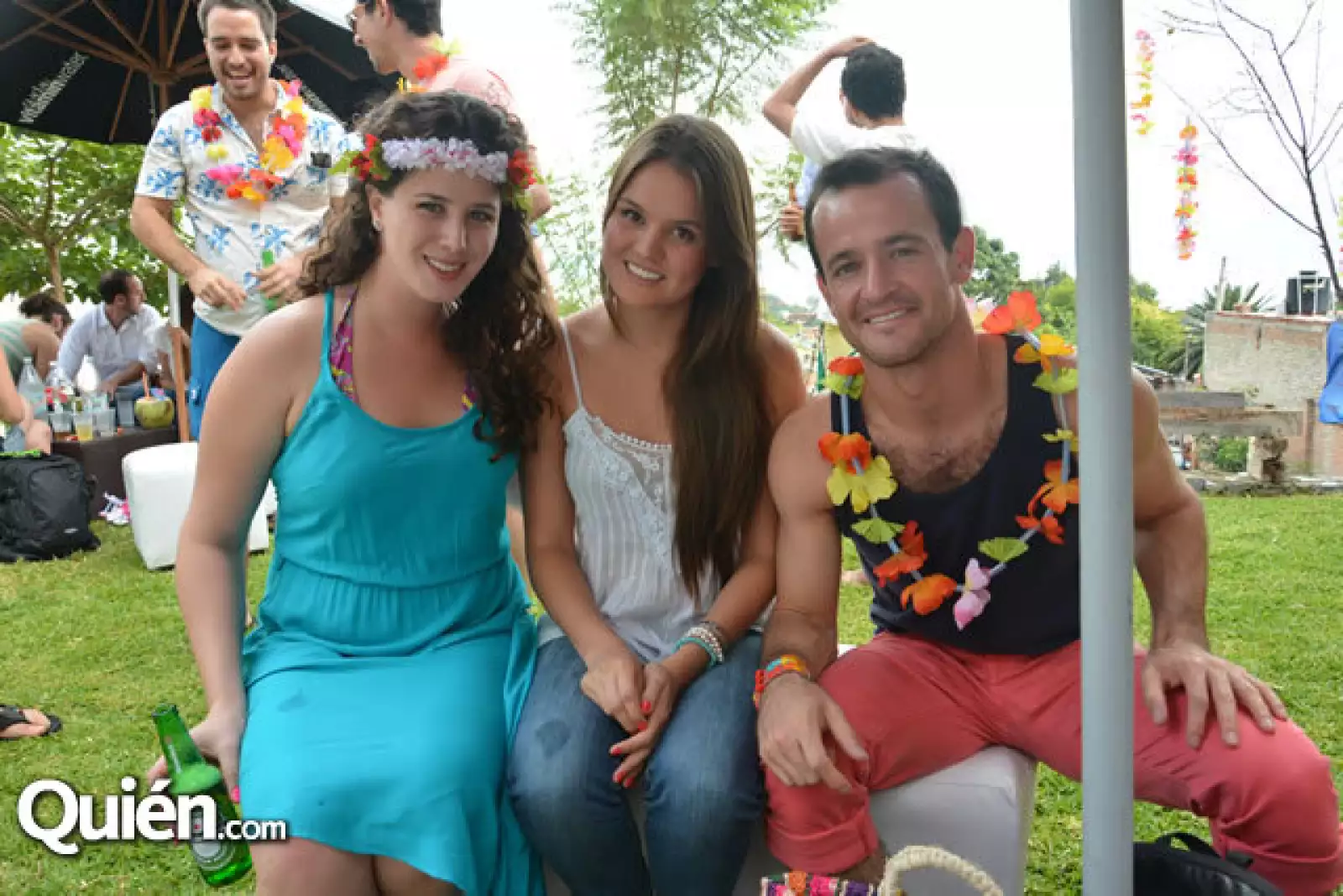 Nicole Chalita, Enhe Cepeda y Mauricio de la O