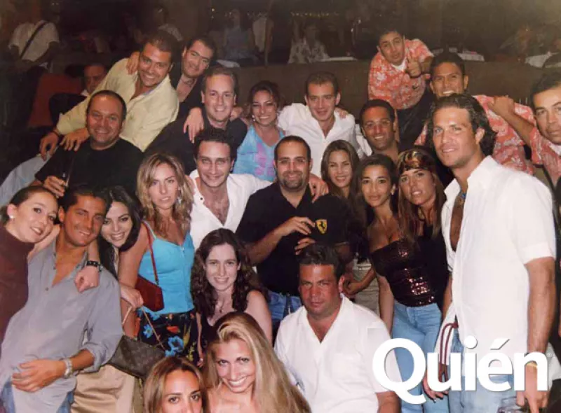 La disco acapulqueña ha disfrutado y padecido a los hijos de los grandes políticos desde hace casi cuatro décadas. Y ahí, también, conviven en paz y como viejos amigos los magnates mexicanos.