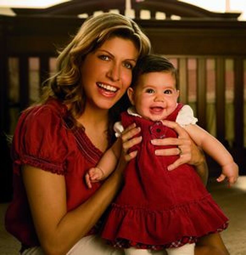 La nieta del ex presidente nos mostró el guardarropa de Paulina, de 10 meses. Cuando la pequeña Pau nació, sus papás ya tenían todo preparado.