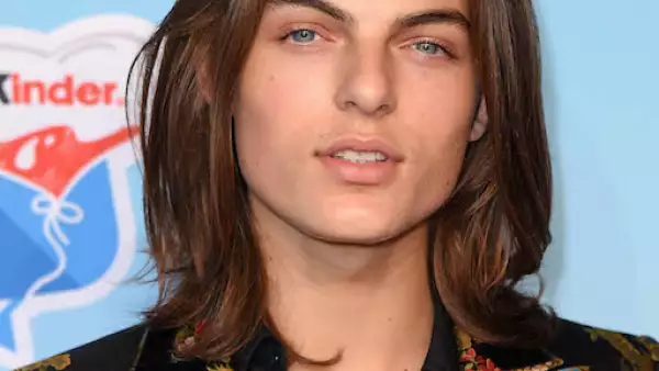 Damian Hurley