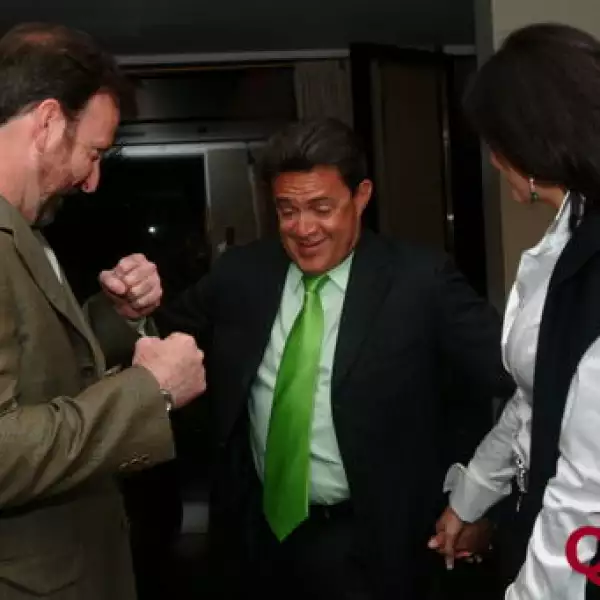 Tonny Garza, Carlos Peralta, Mariana Tort