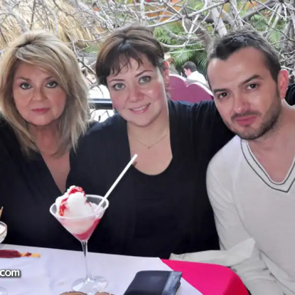 Deborah González Femat, Marcela Botello y Jorge Licurgo