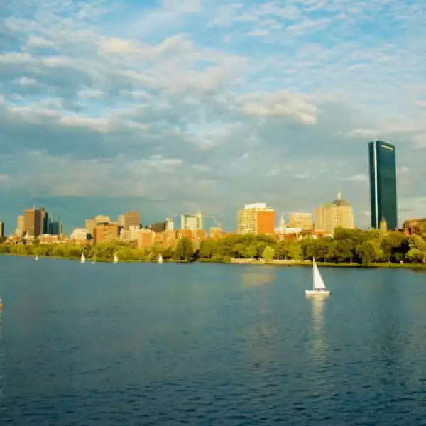 Boston fue fundada el 17 de septiembre de 1630 por colonizadores puritanos de Inglaterra.