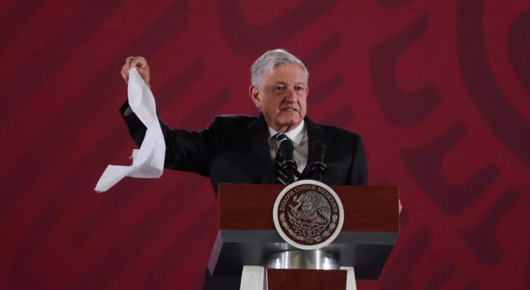AMLO-Amnistia.jpg