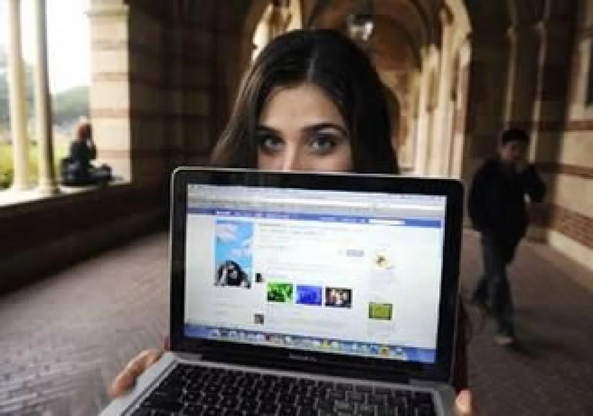 Algunos usuarios canadienses se han quejado por su información expuesta en Facebook. (Foto: Reuters)