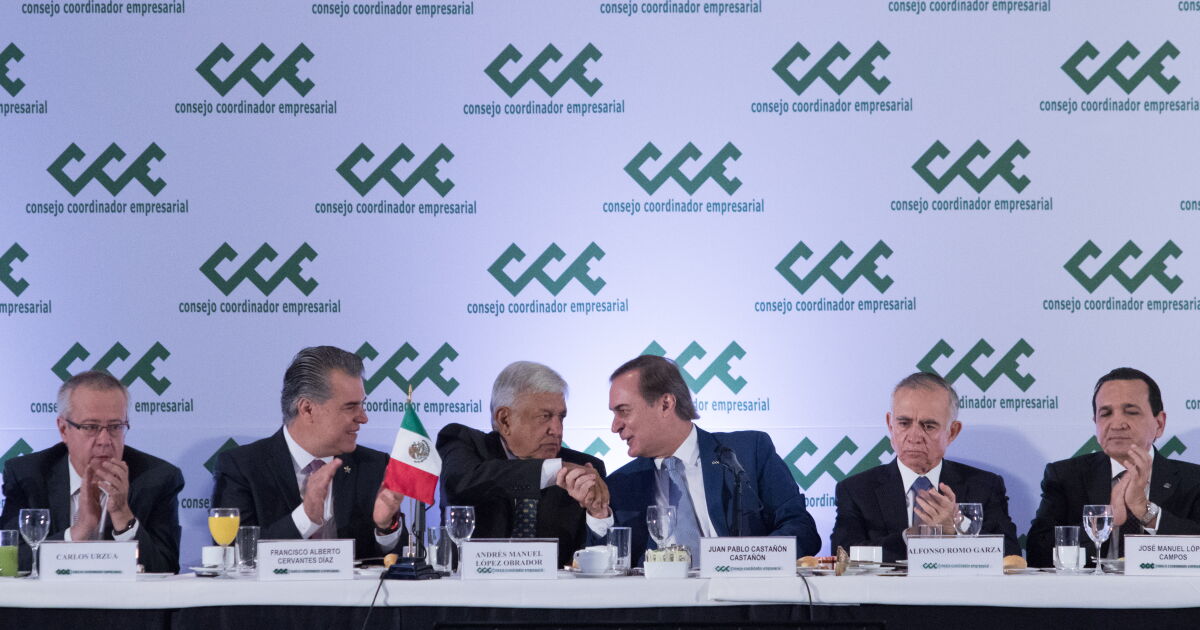 El CCE buscará una reunión con AMLO para evaluar el sistema de salud